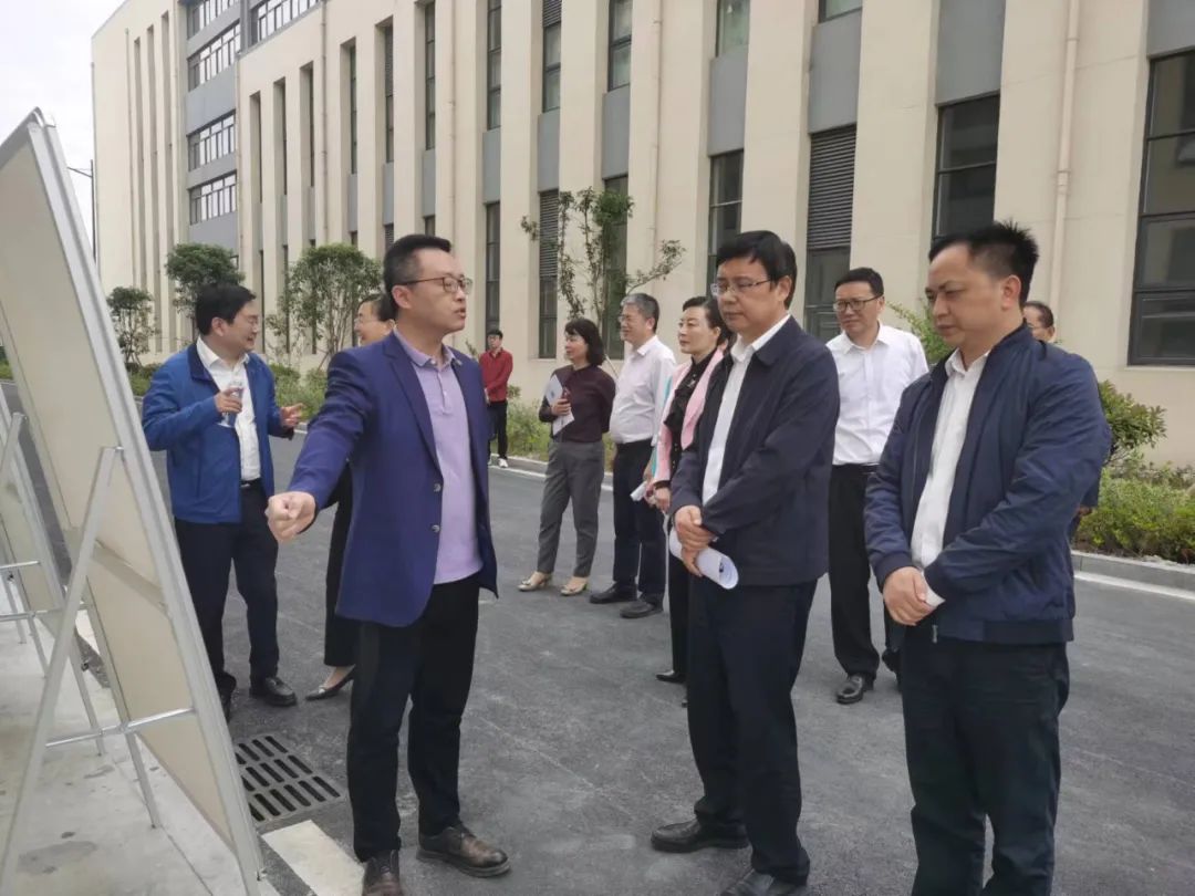 安徽省衛健委副主任吳振宇率隊來旌德調研生命健康產業工作，實地考察旌德海昭生物科技有限公司